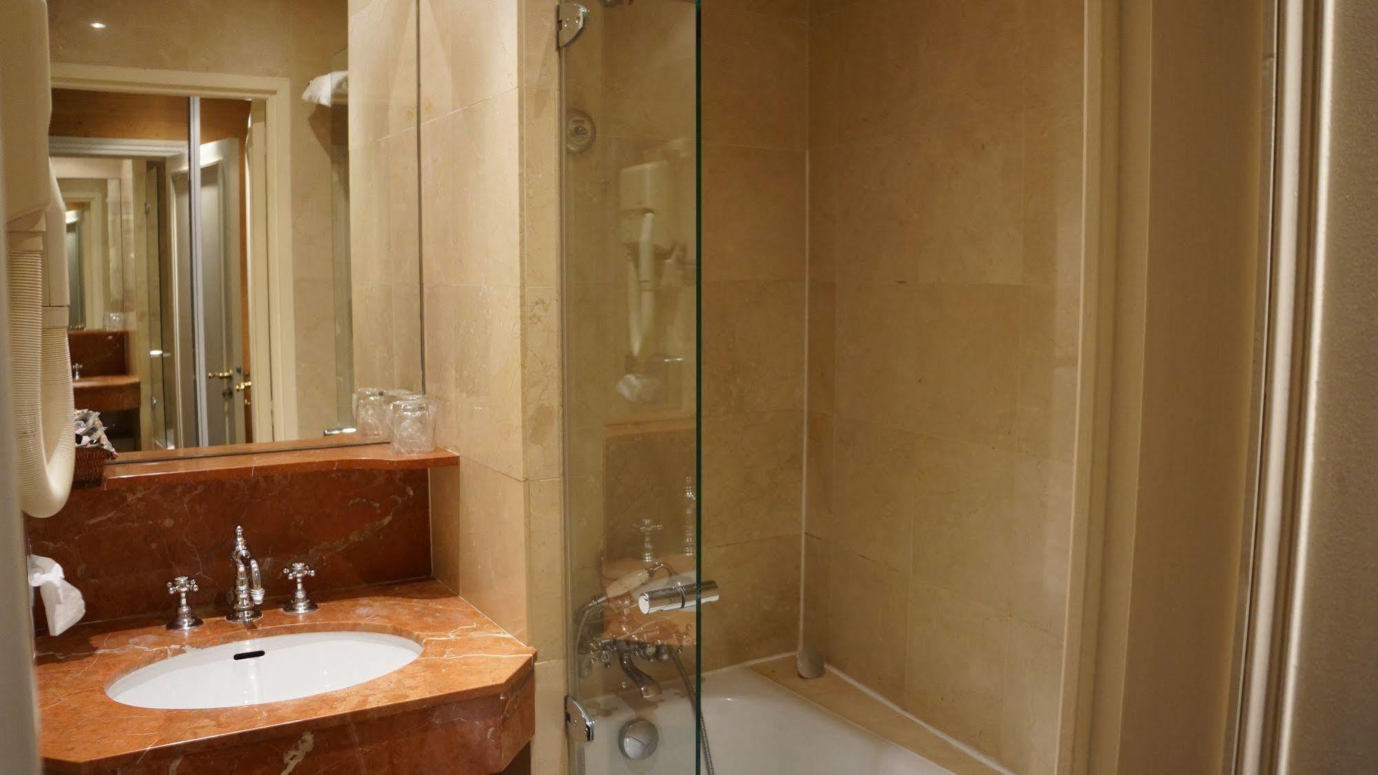 Le Relais Medicis Ξενοδοχείο Παρίσι Εξωτερικό φωτογραφία